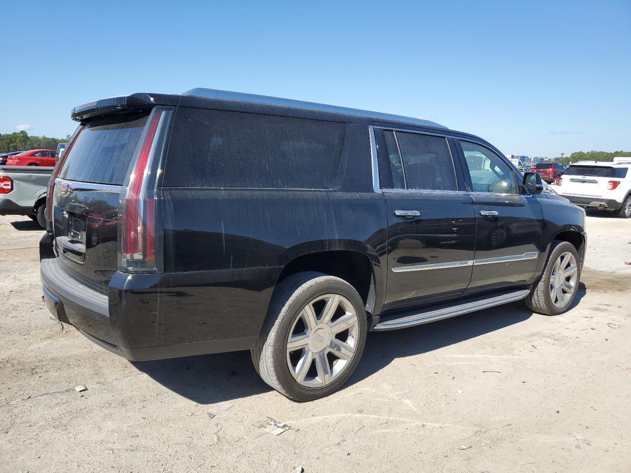 CADILLAC ESCALADE ESV PREMIUM LUXURY