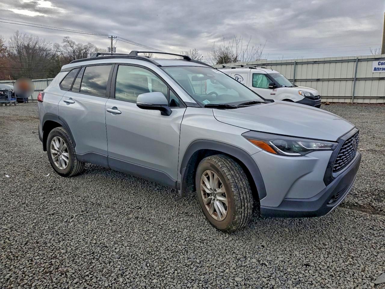 Lot #3301796359 2024 TOYOTA COROLLA CR