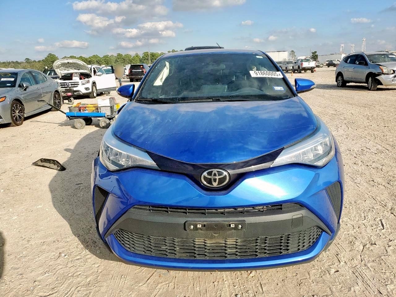 TOYOTA C-HR XLE