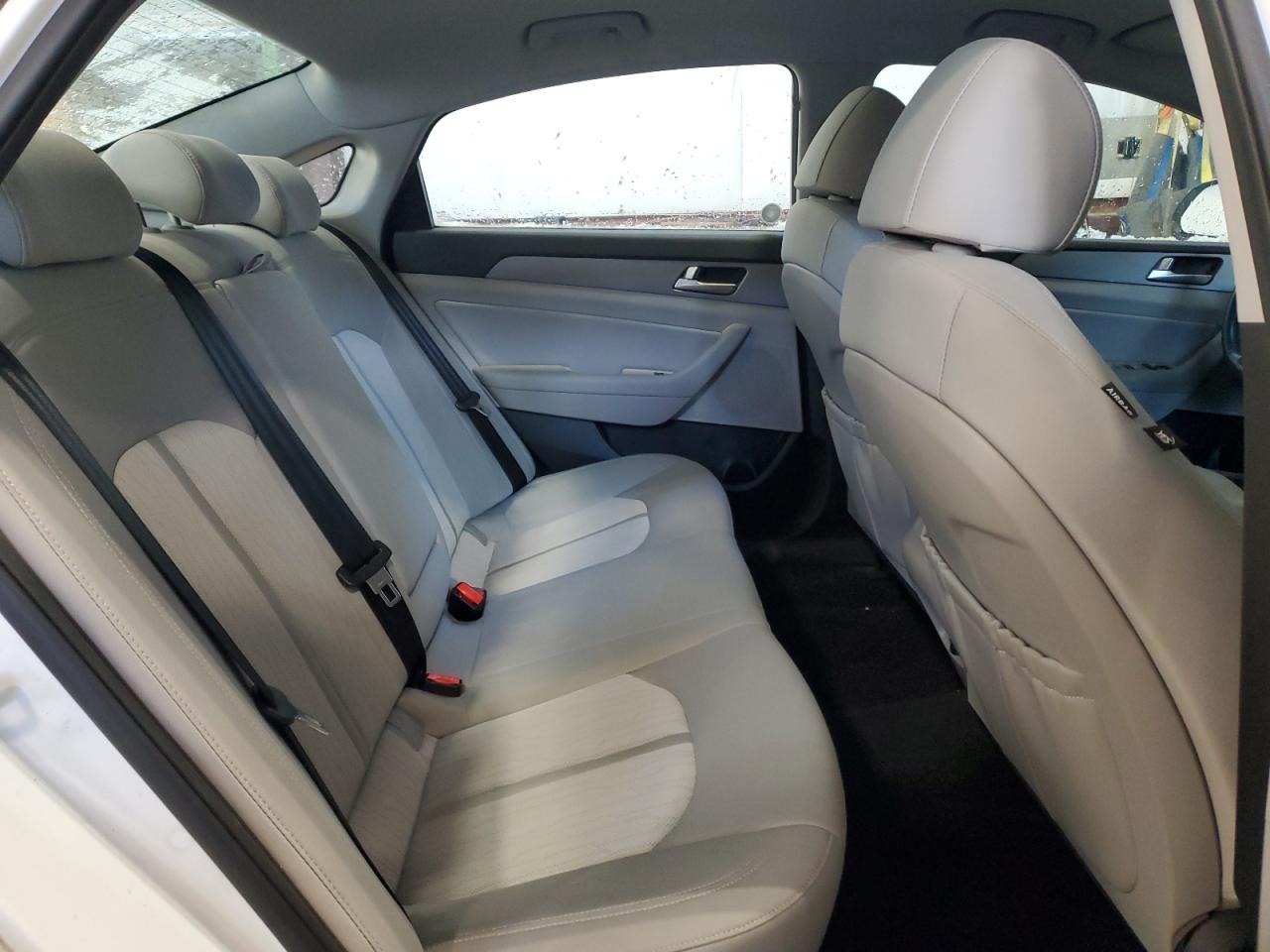 HYUNDAI SONATA HYBRID