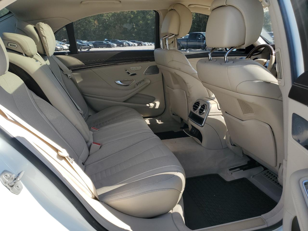 MERCEDES-BENZ S-CLASS 550