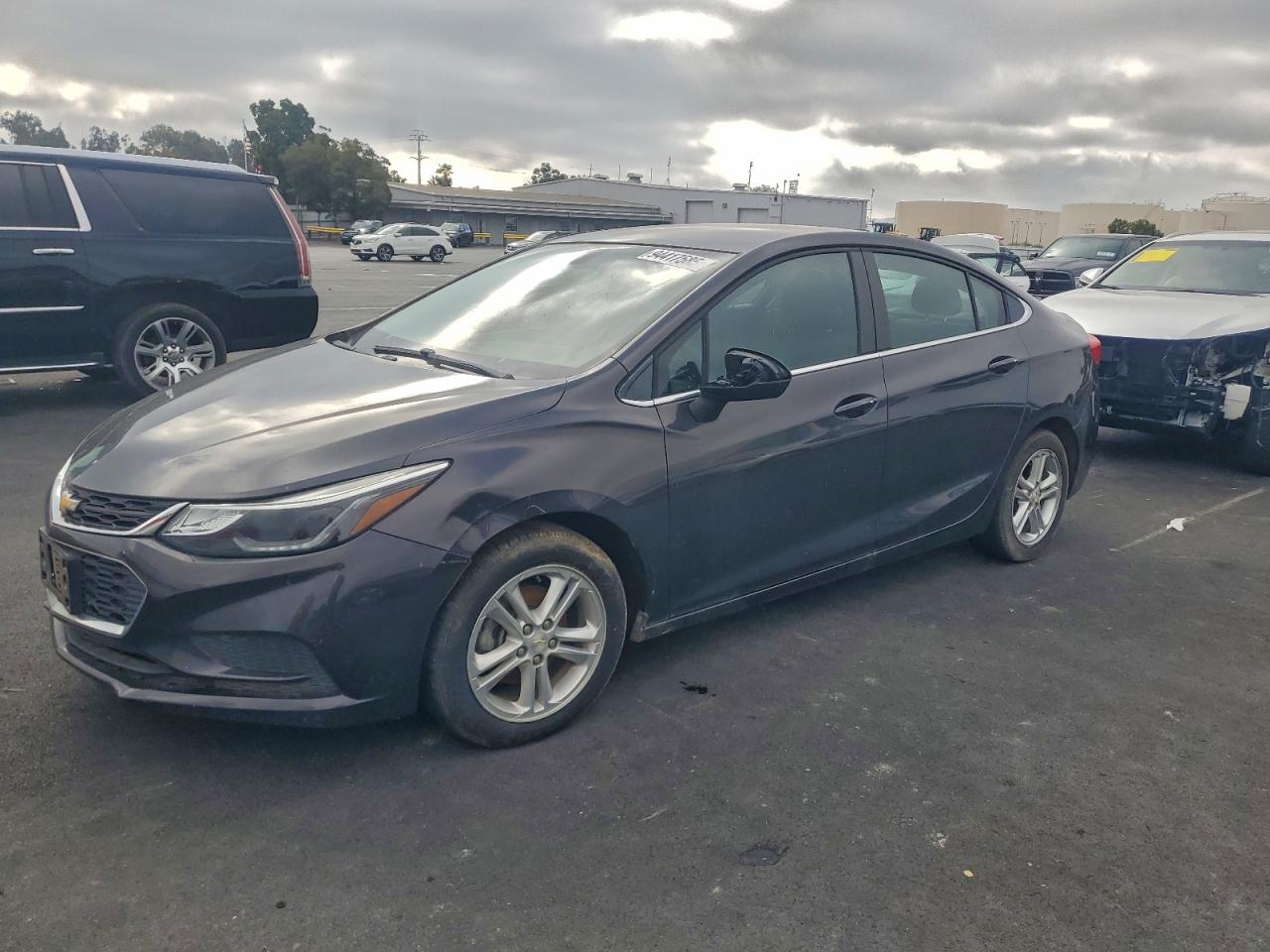 Lot #3302687085 2017 CHEVROLET CRUZE LT