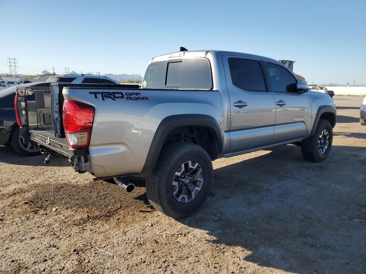 TOYOTA TACOMA DOUBLE CAB