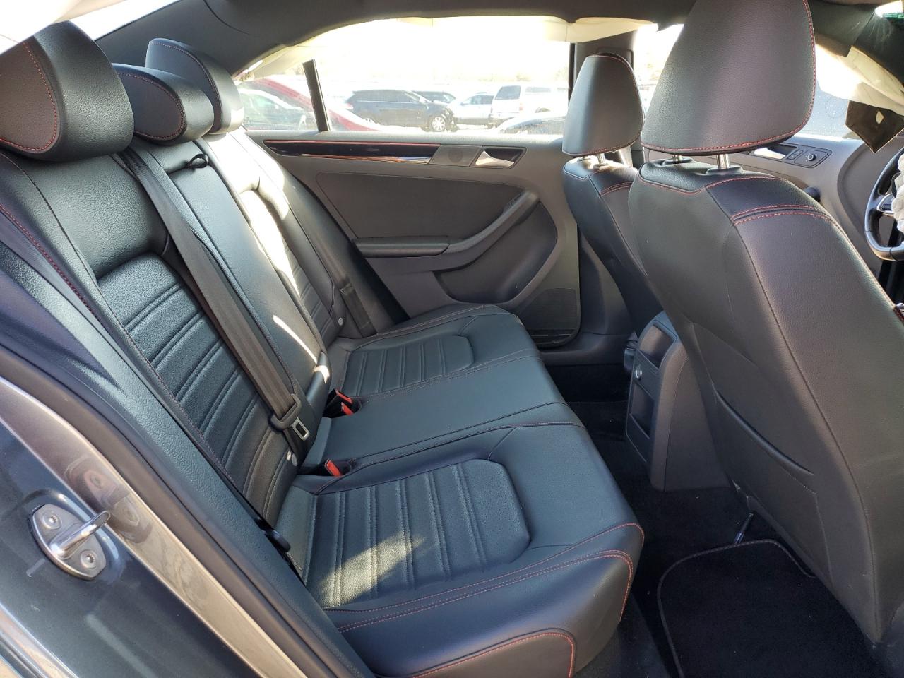 VOLKSWAGEN JETTA GLI