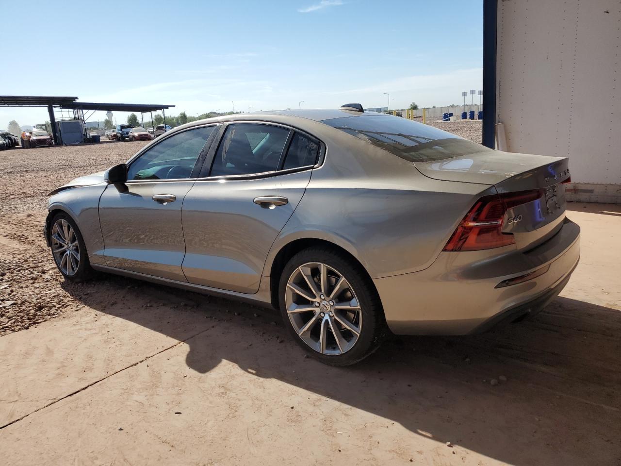 Lot #3311750731 2019 VOLVO S60 T5 MOM