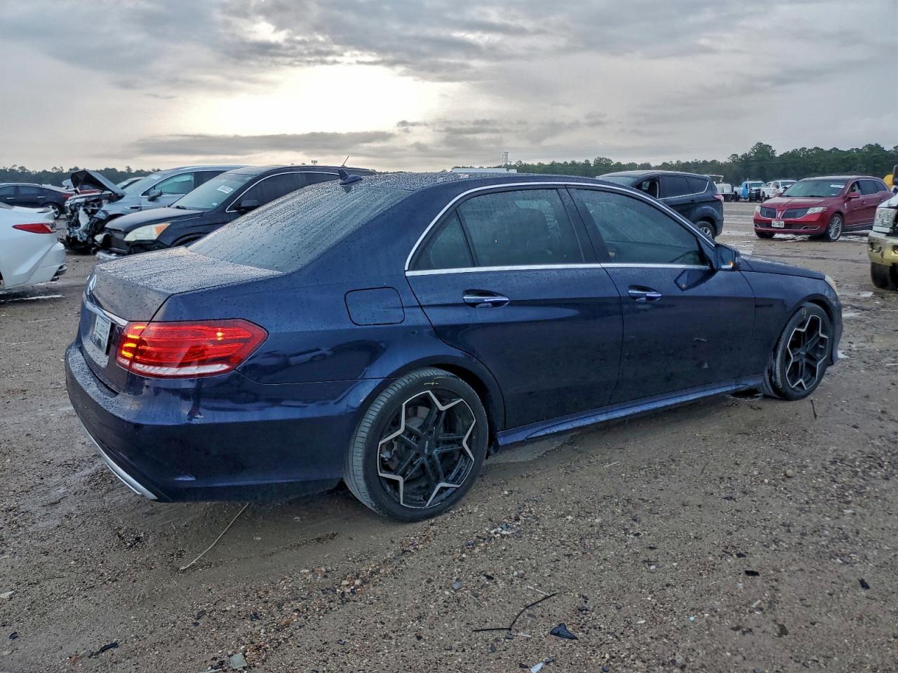 MERCEDES-BENZ E-CLASS 350