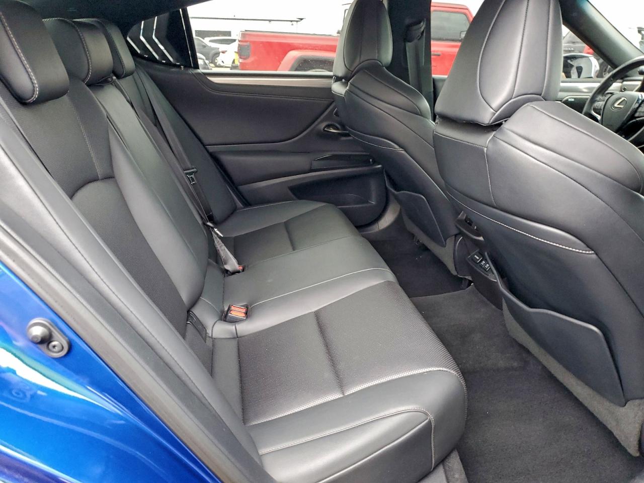 LEXUS ES 350 F SPORT