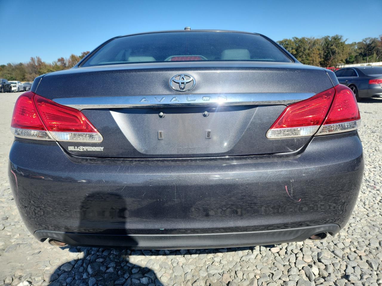 TOYOTA AVALON BASE