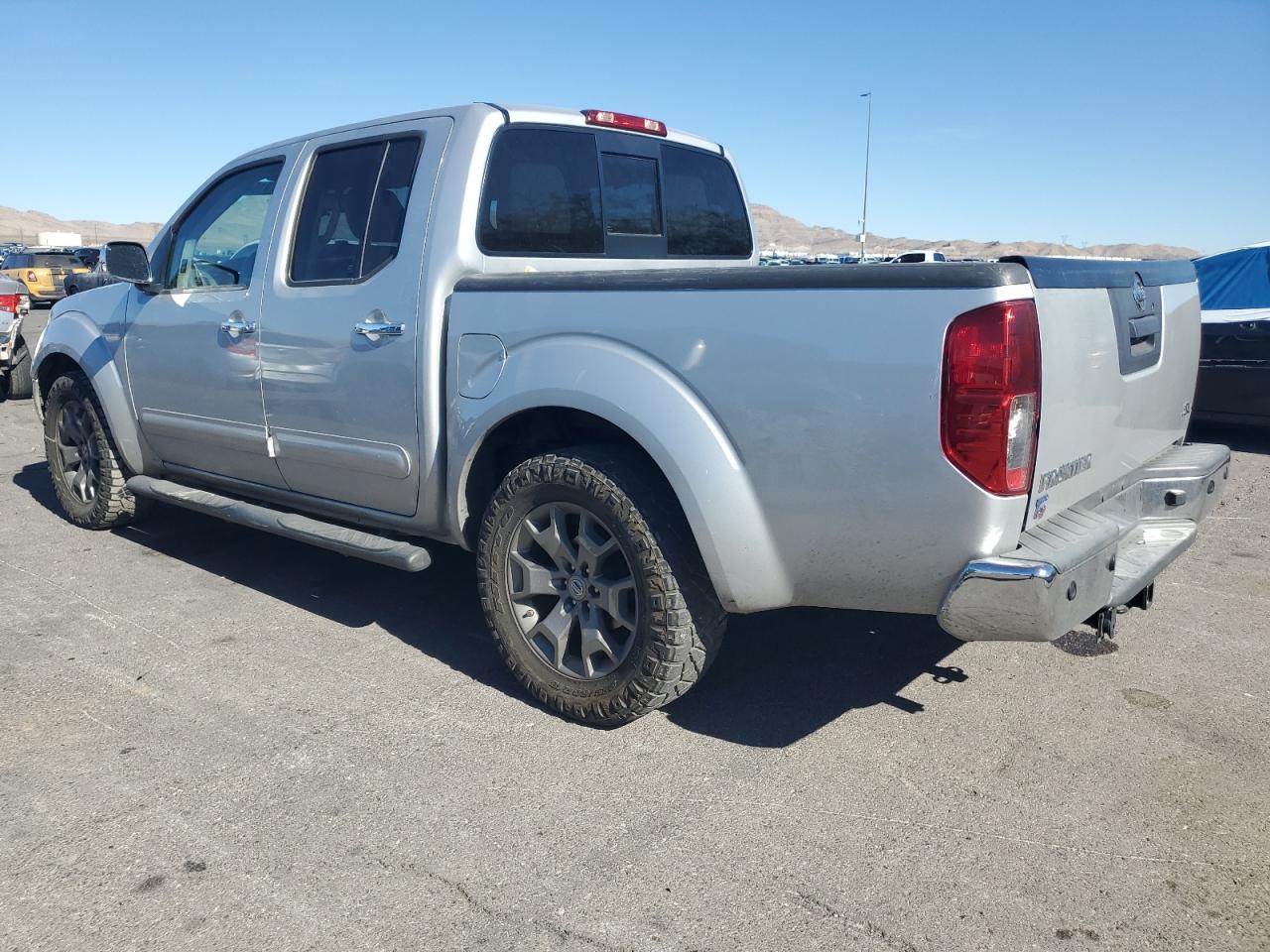 NISSAN FRONTIER S