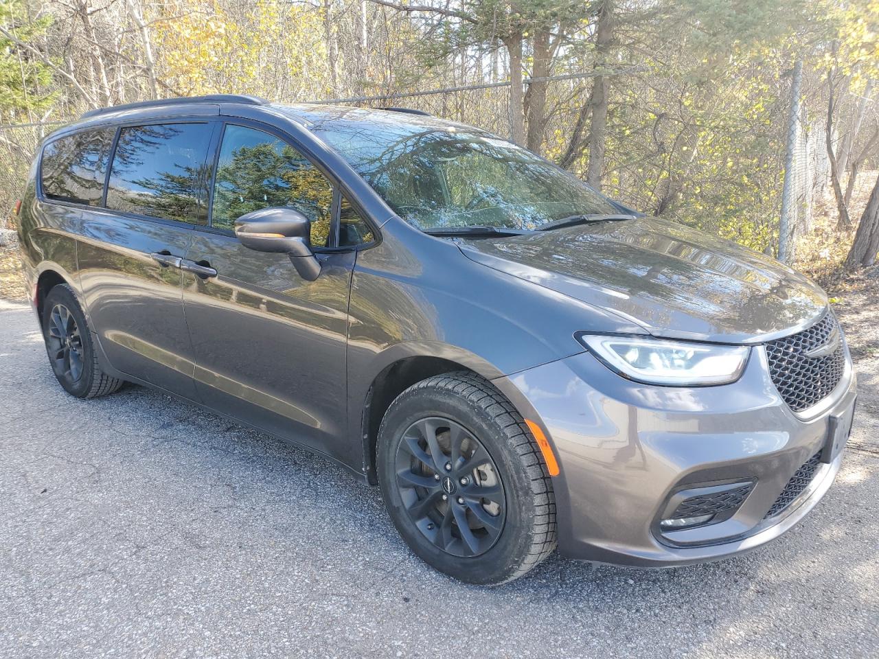 CHRYSLER PACIFICA TOURING