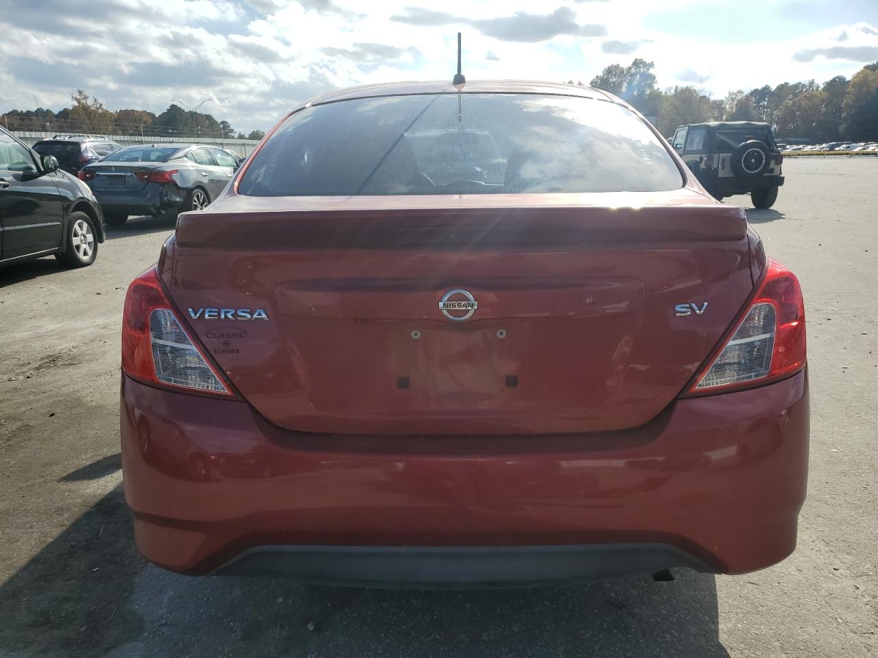 NISSAN VERSA S