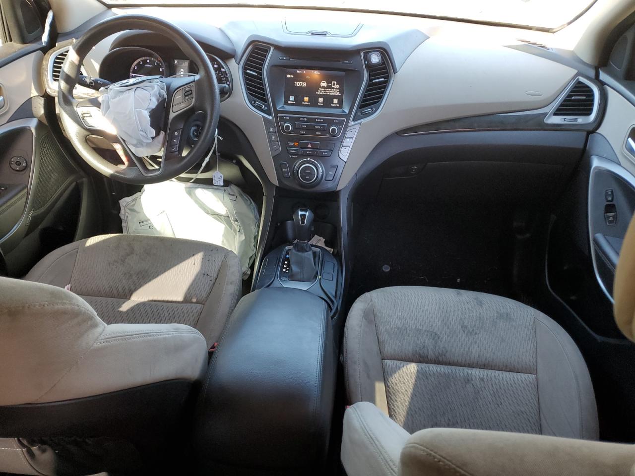 Lot #3311641245 2019 HYUNDAI SANTA FE X