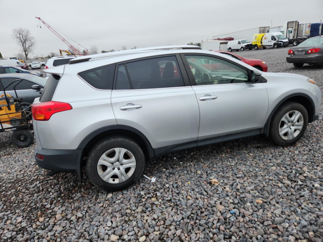 TOYOTA RAV4 LE