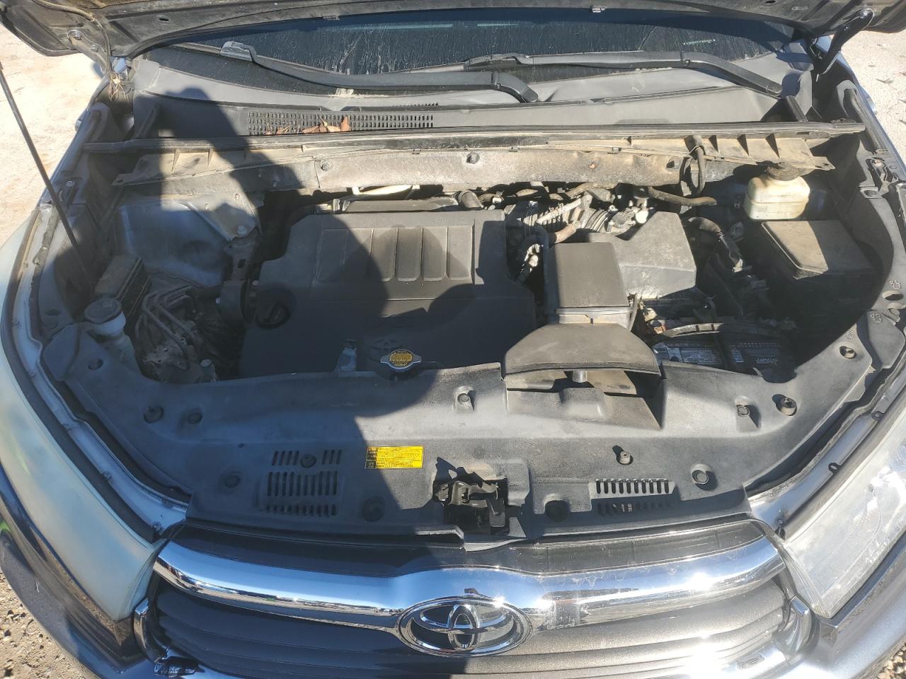 TOYOTA HIGHLANDER LE