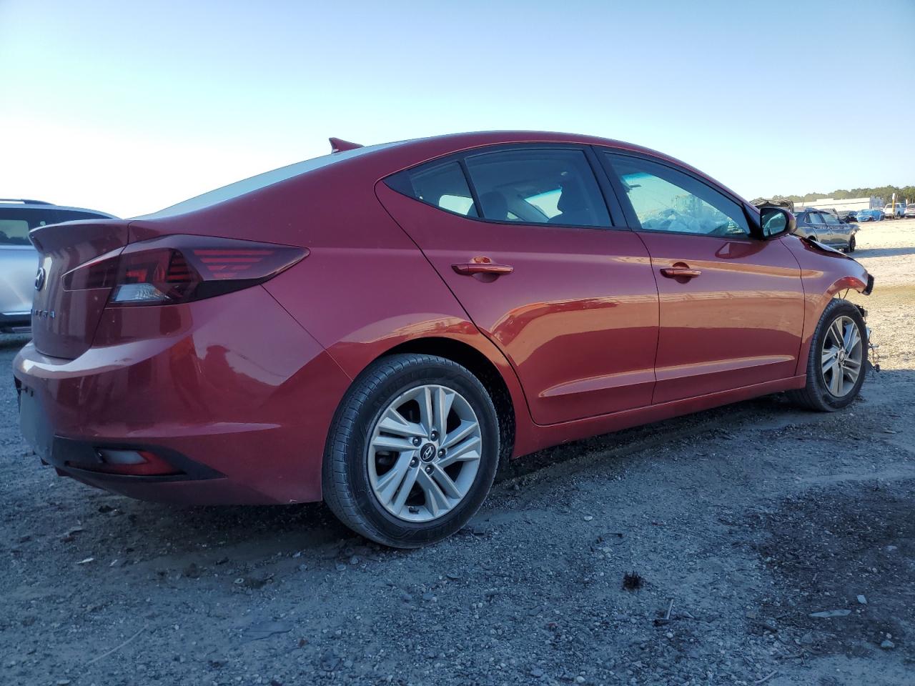 HYUNDAI ELANTRA SEL