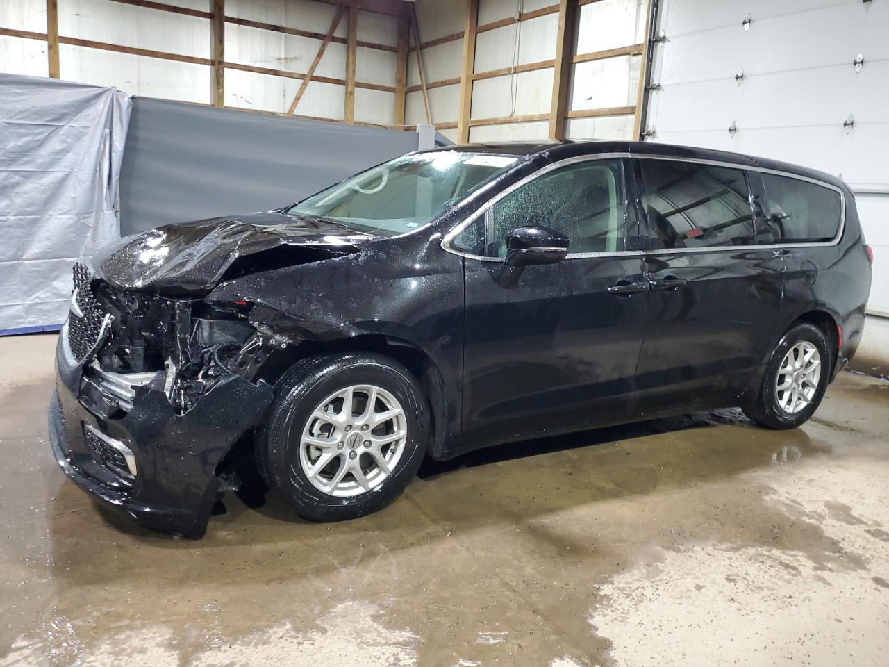 CHRYSLER PACIFICA TOURING L