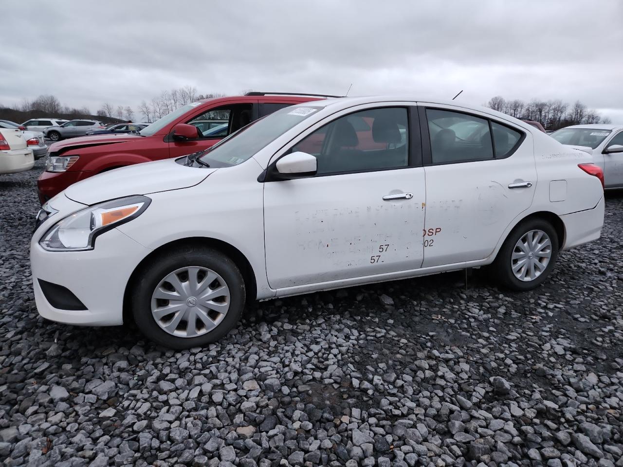 NISSAN VERSA S