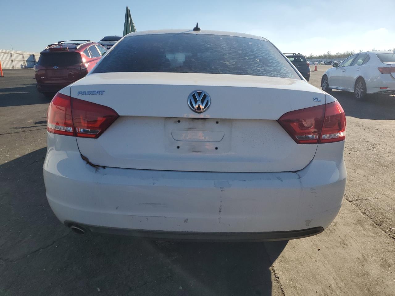 VOLKSWAGEN PASSAT SE