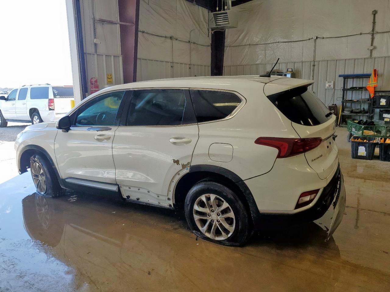 Lot #3311503247 2019 HYUNDAI SANTA FE S
