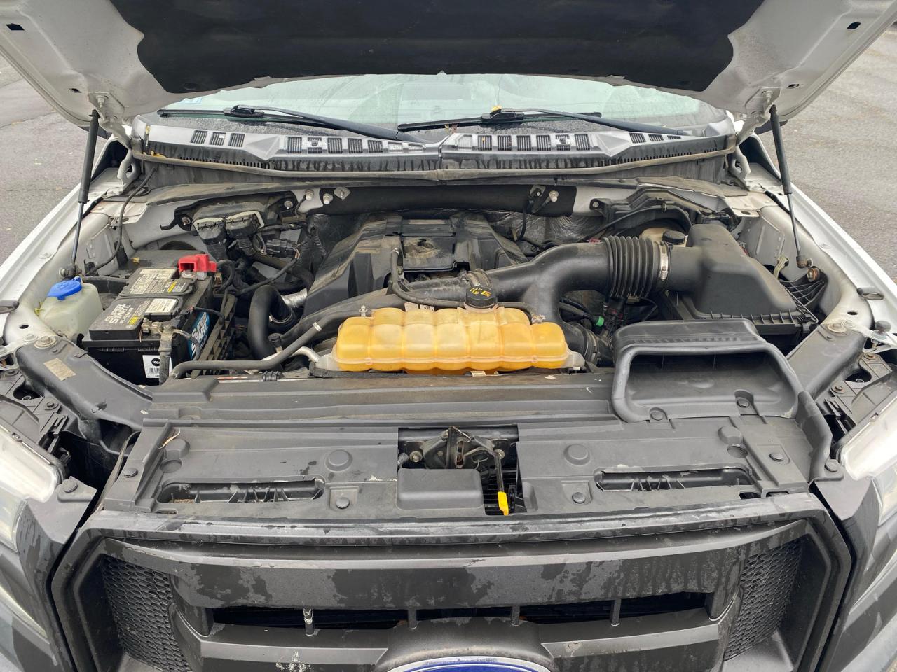 FORD F-150 SUPER CAB