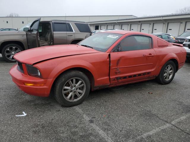 Global Auto Auctions: 2005 FORD MUSTANG