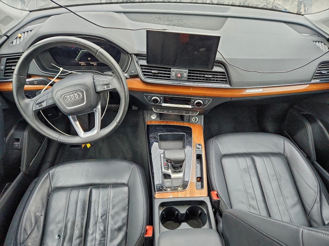 AUDI Q5 PREMIUM PLUS 45