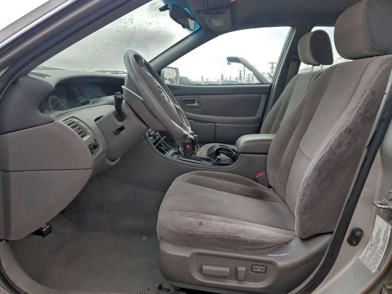 Lot #3298194074 2002 TOYOTA AVALON XL