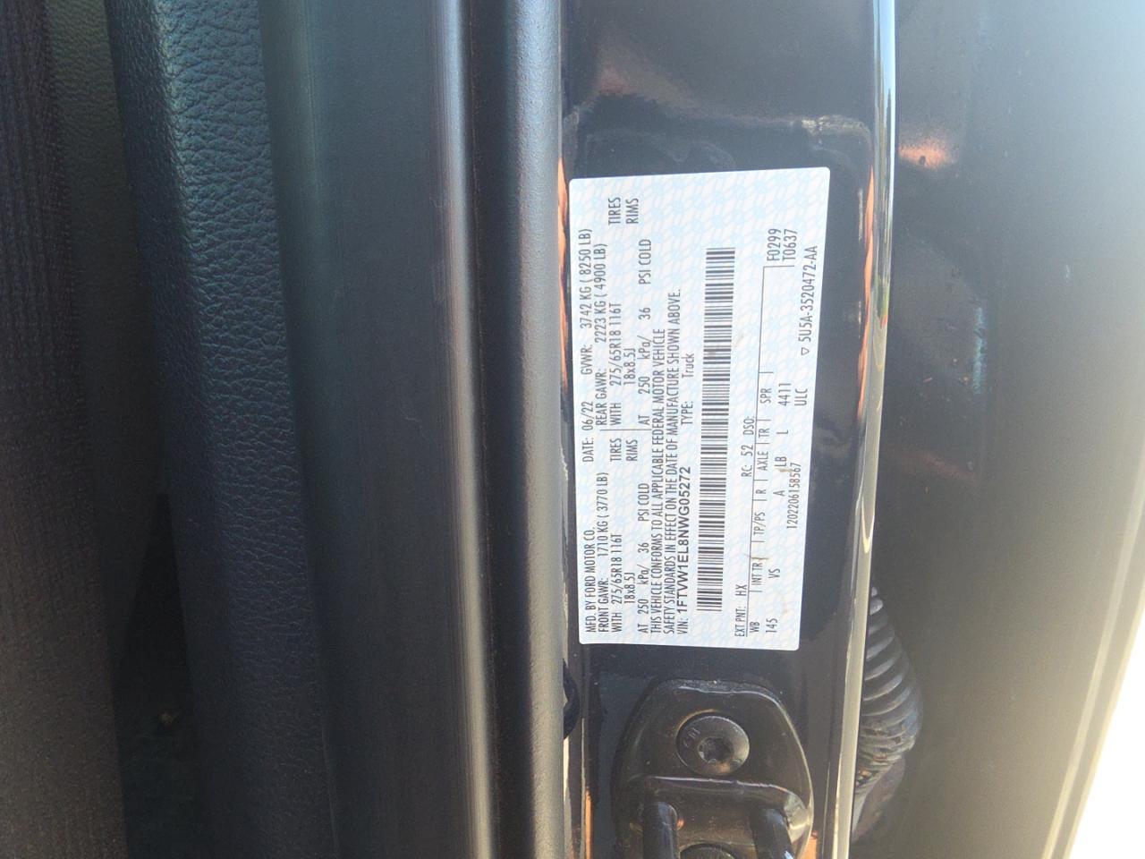 FORD F-150 LIGHTNING PRO