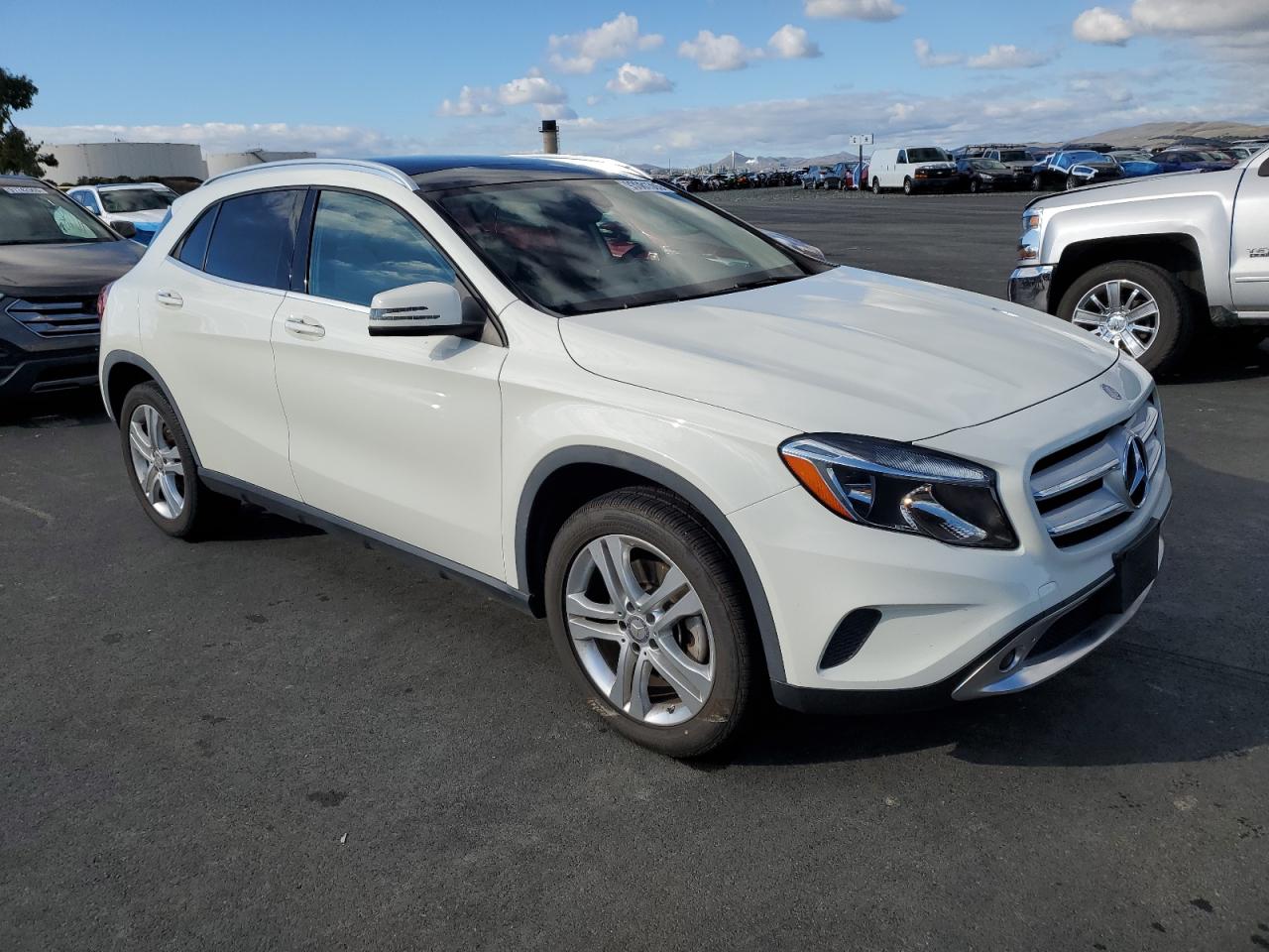 MERCEDES-BENZ GLA-CLASS 250 4MATIC