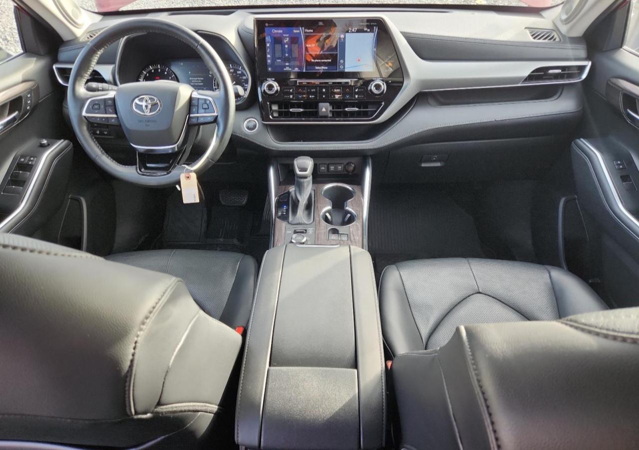 TOYOTA HIGHLANDER PLATINUM