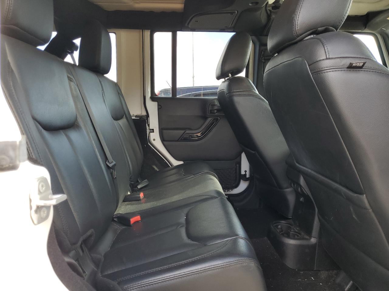 JEEP WRANGLER SAHARA