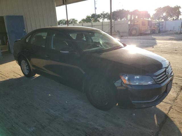 2015 VOLKSWAGEN PASSAT S 1VWAT7A38FC070296