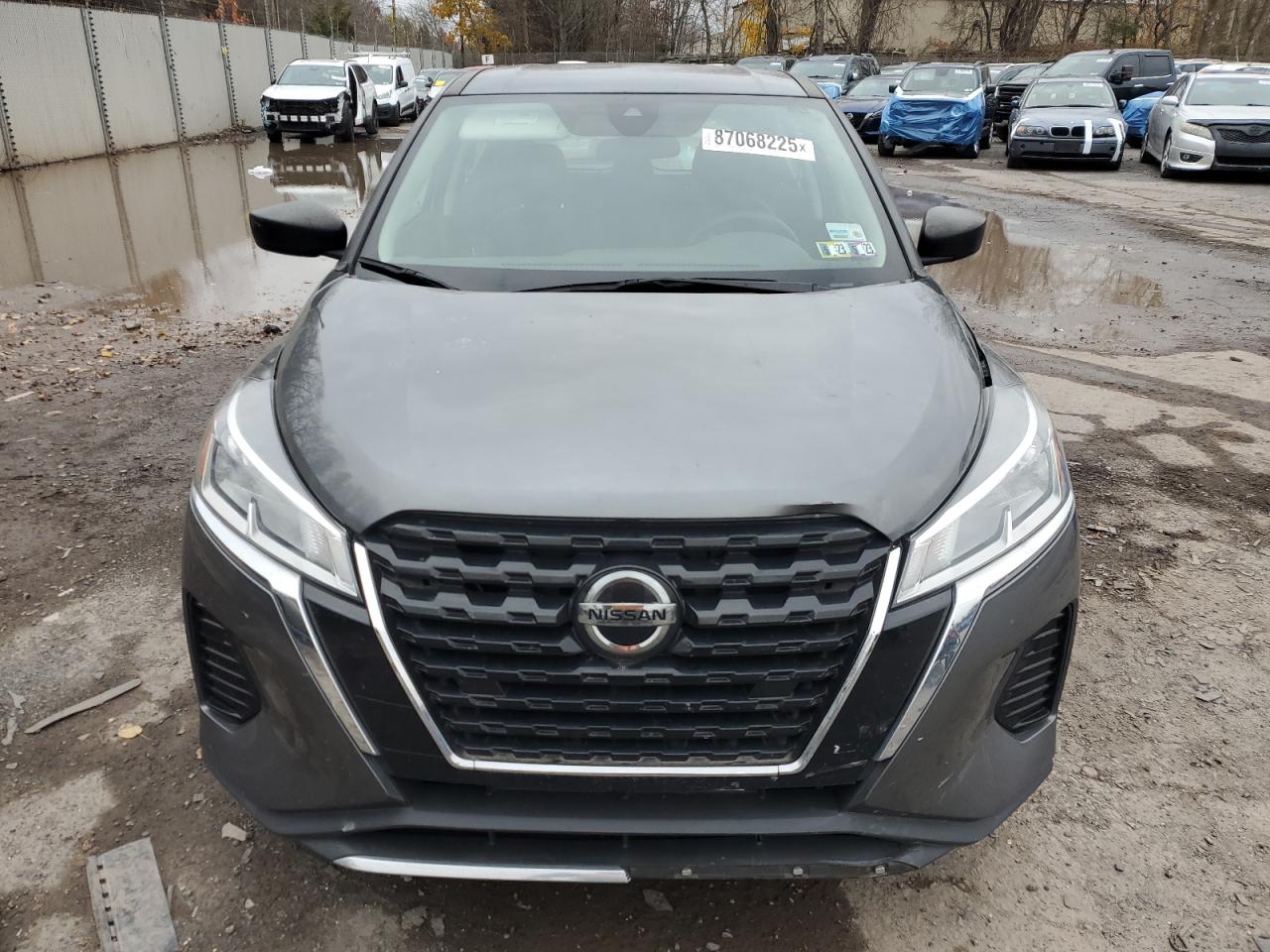 NISSAN KICKS S