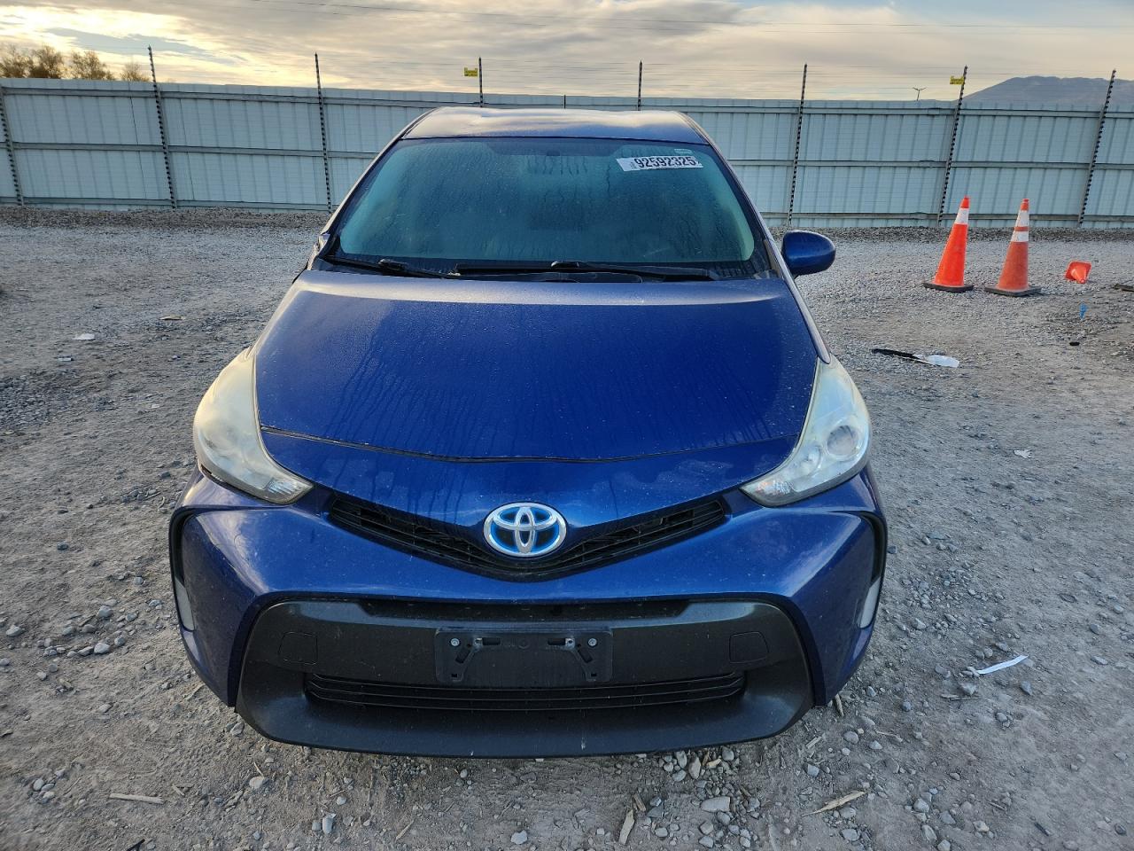 TOYOTA PRIUS V