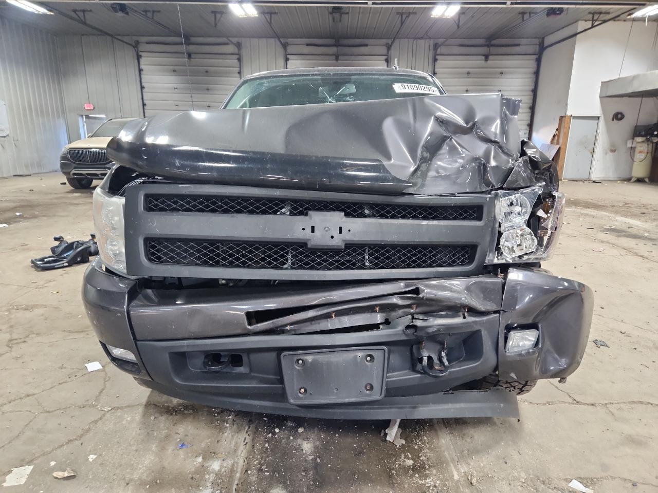 CHEVROLET SILVERADO K1500 LT