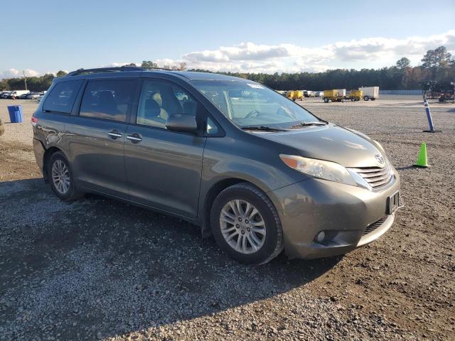 2012 TOYOTA SIENNA XLE #3294532659