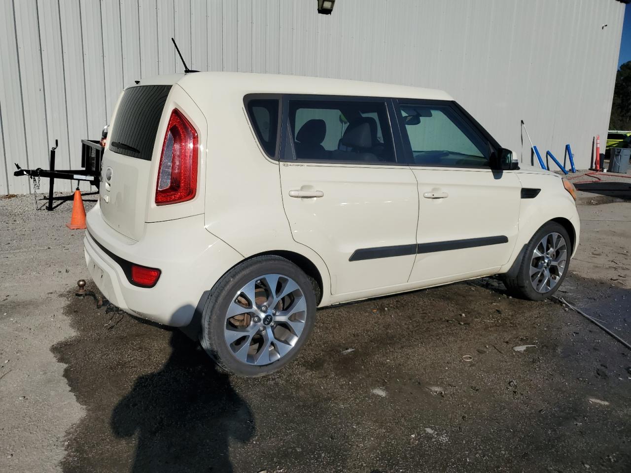 KIA SOUL +