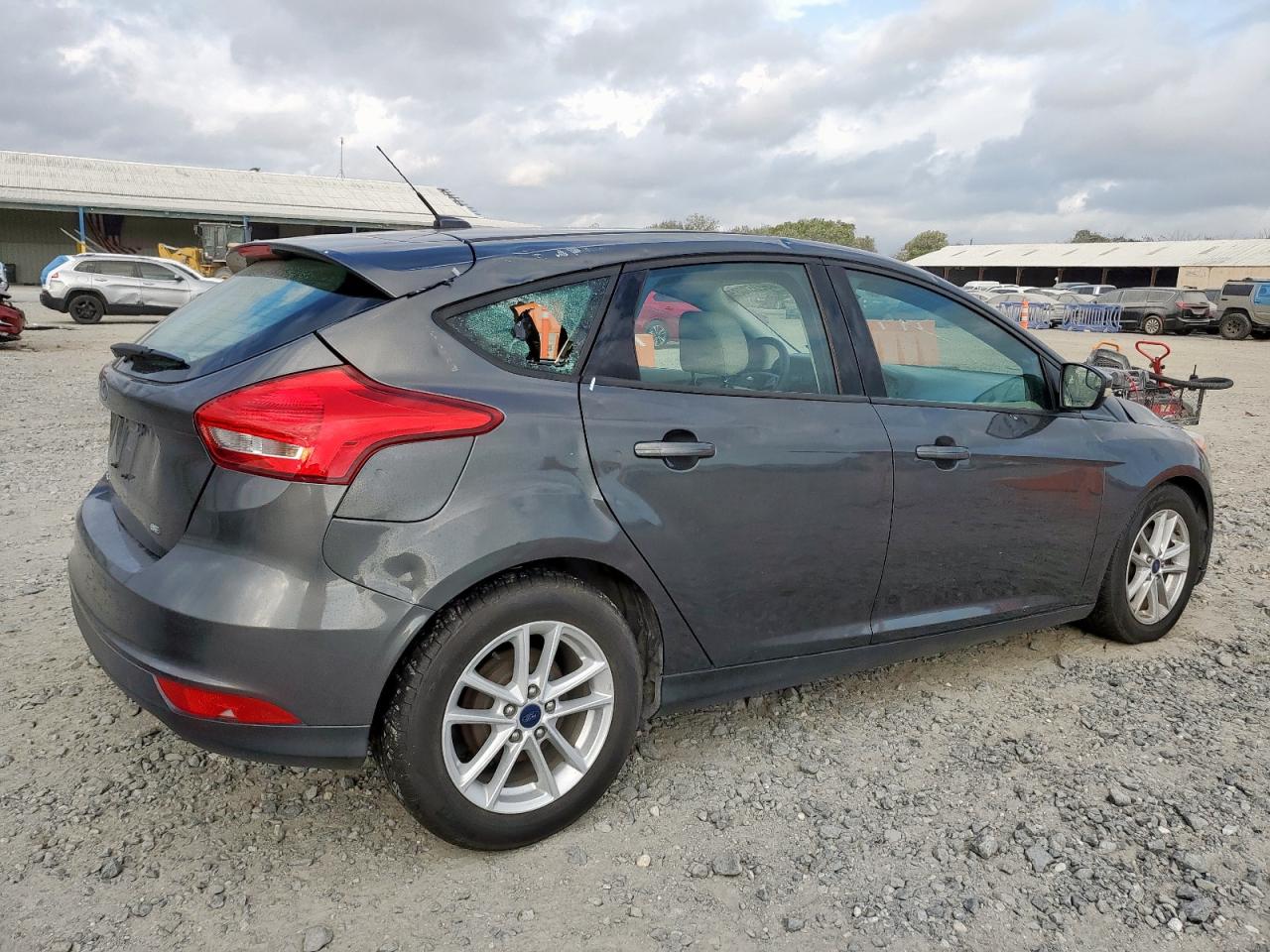 FORD FOCUS SE