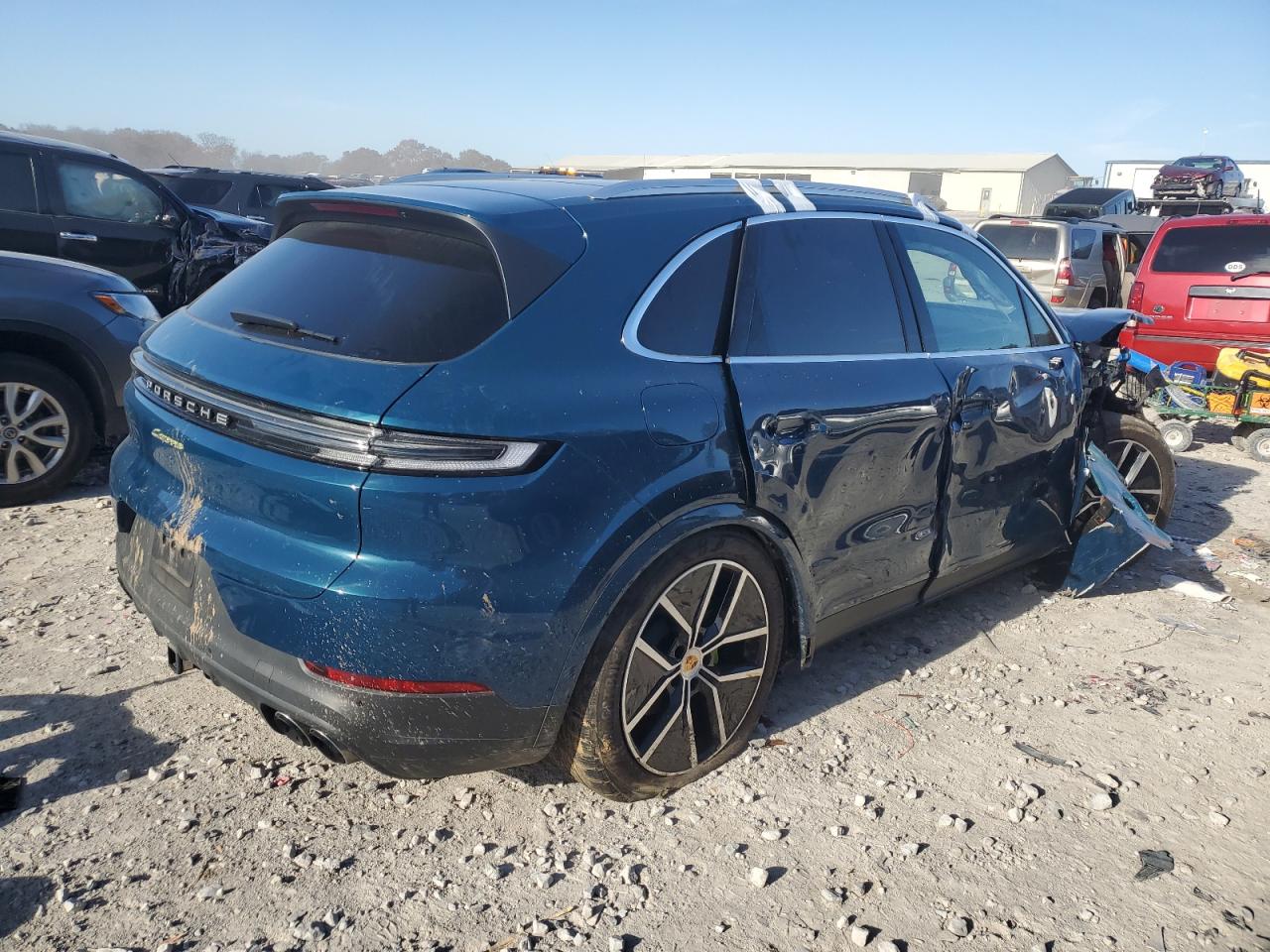 PORSCHE CAYENNE E-HYBRID