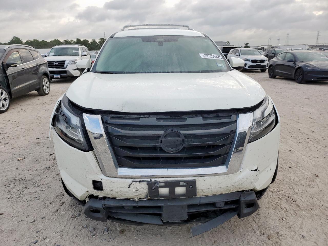 NISSAN PATHFINDER SL