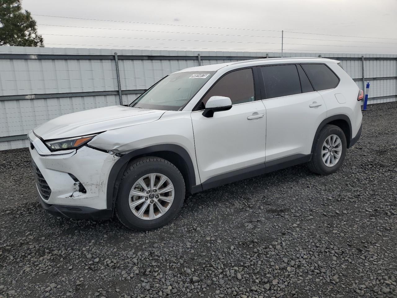TOYOTA HIGHLANDER LE