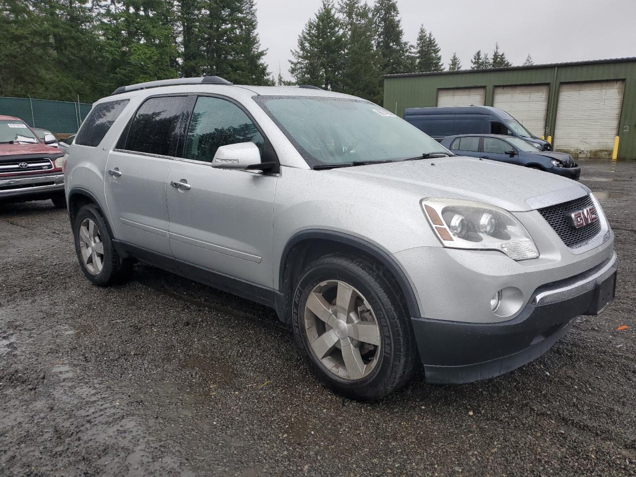 GMC ACADIA SLT-1