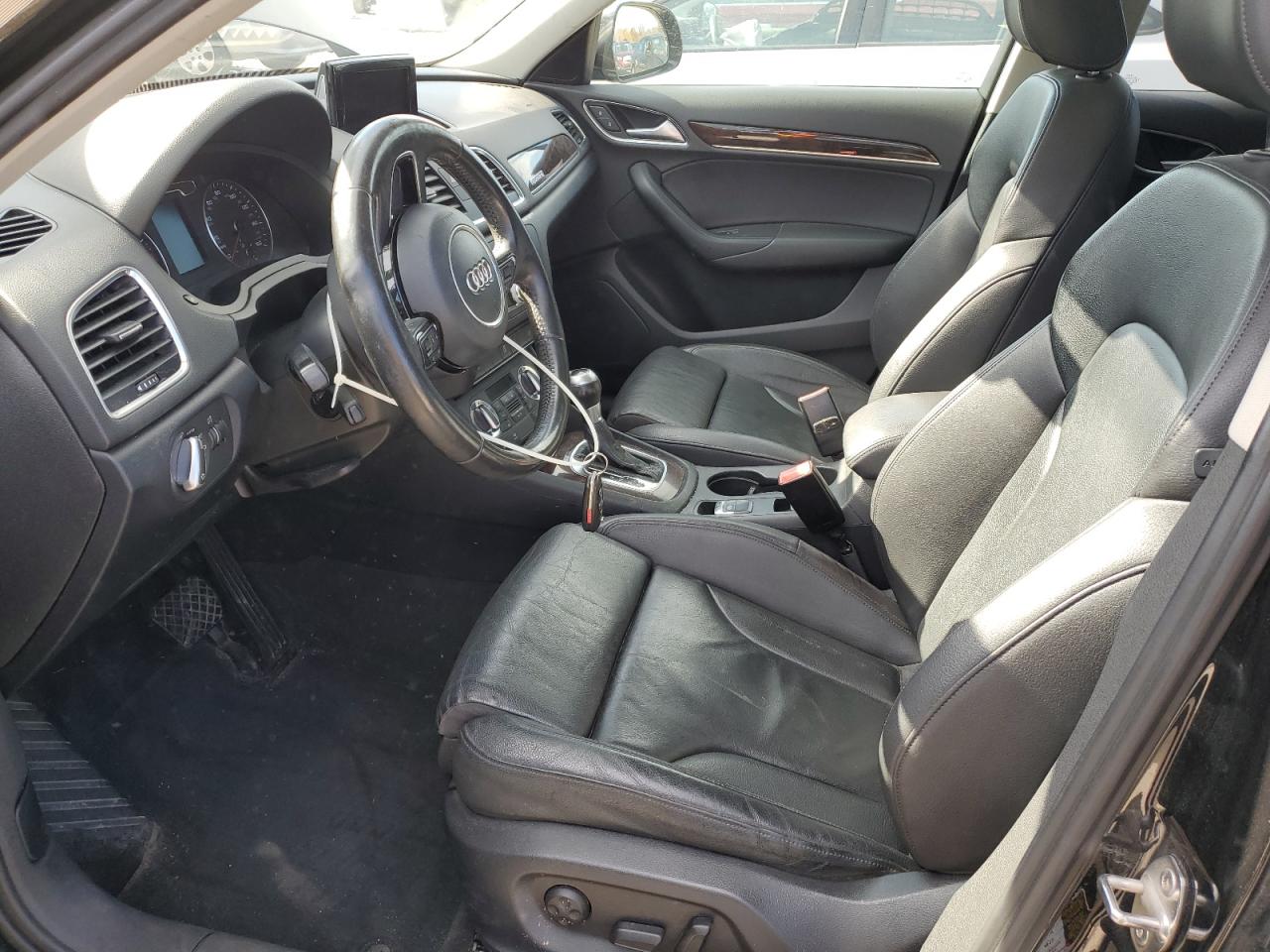 AUDI Q3 PREMIUM PLUS