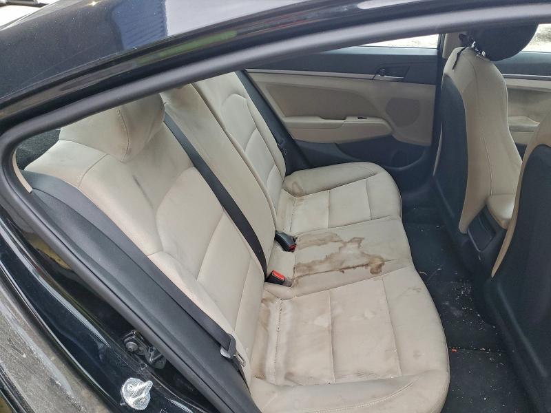 2018 HYUNDAI ELANTRA SE #3301715371