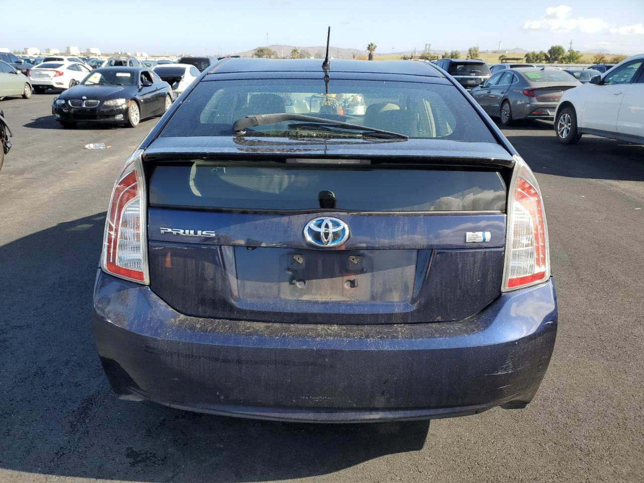 Lot #3311666226 2015 TOYOTA PRIUS