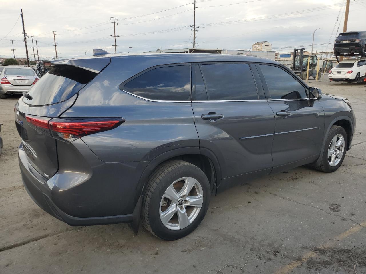 TOYOTA HIGHLANDER L