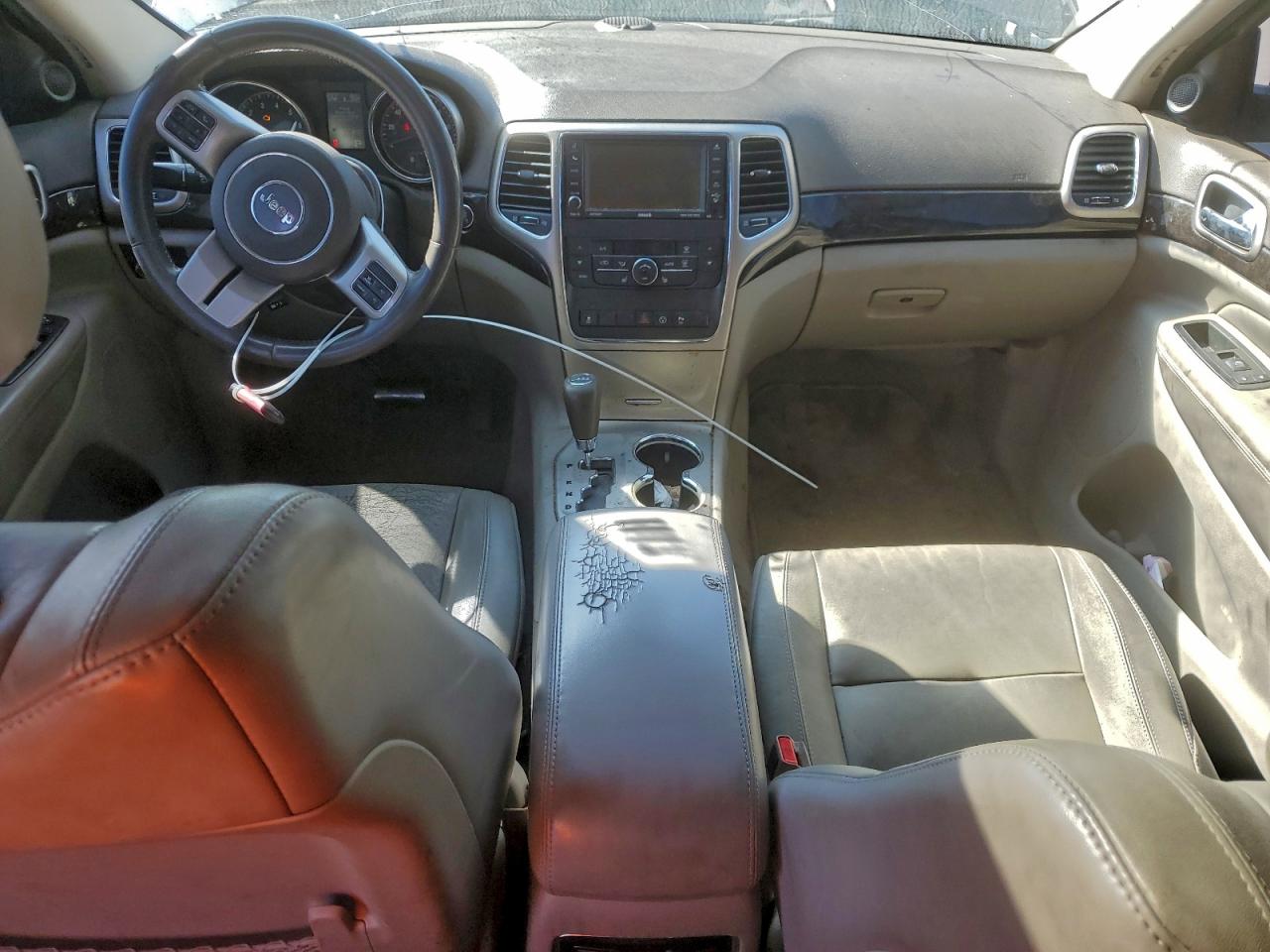 JEEP GRAND CHEROKEE LAREDO