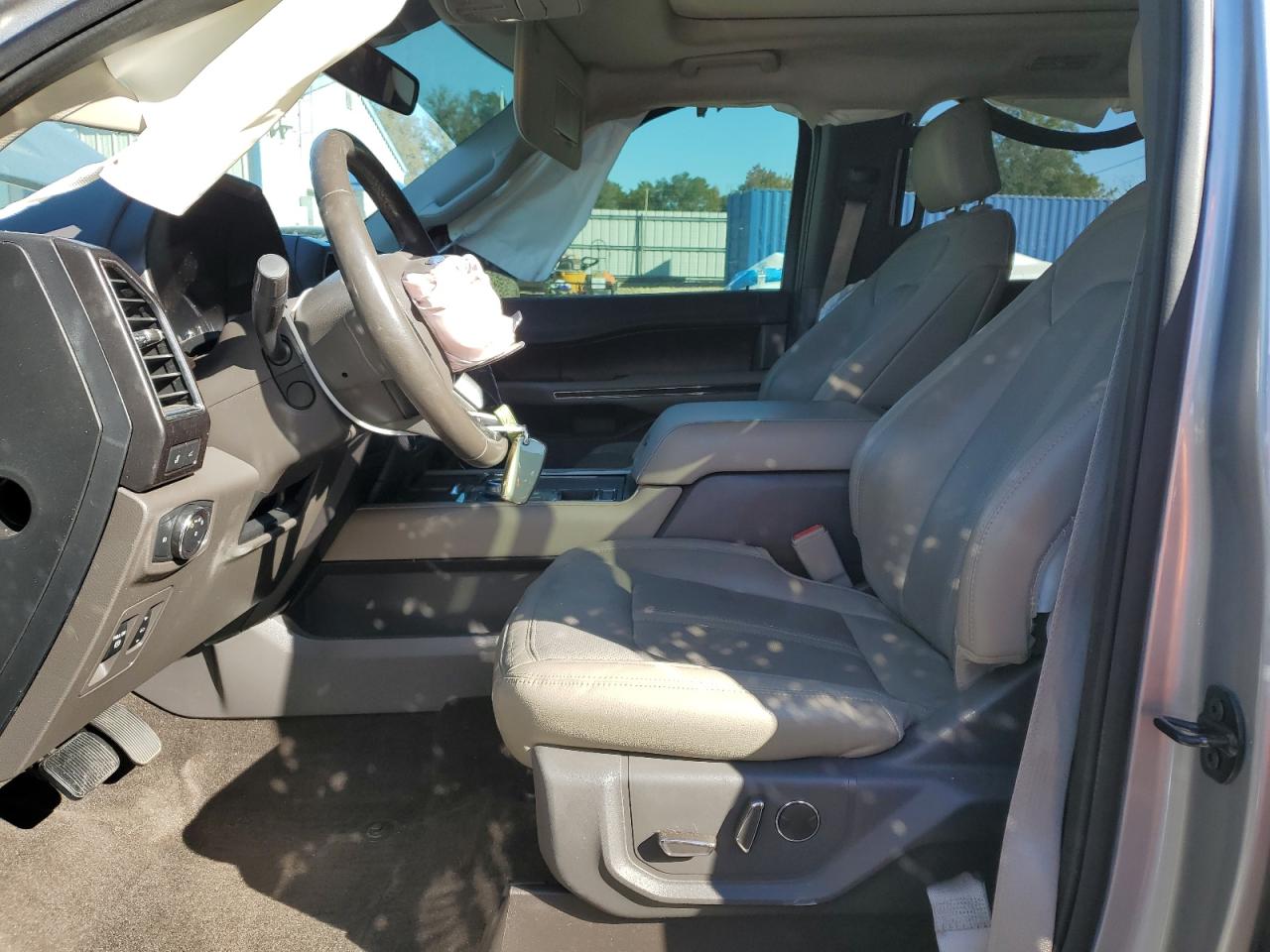 FORD EXPEDITION LIMITED