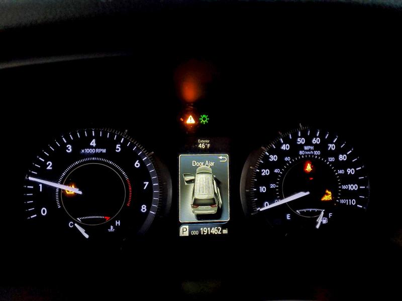 2015 TOYOTA SIENNA XLE #3301986504