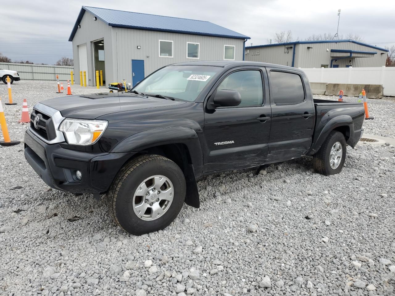 TOYOTA TACOMA DOUBLE CAB
